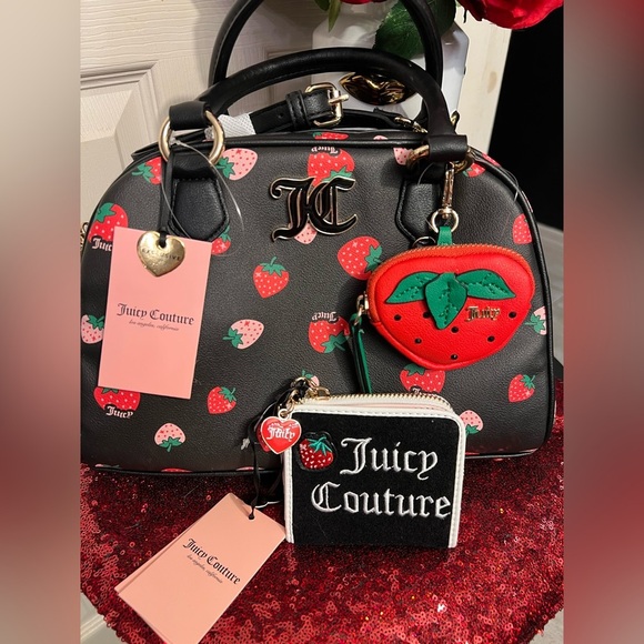 Juicy Couture Exclusive Sweet N Juicy Strawberry Bowler Bag & Wallet 🍓NWT🍓 - Picture 3 of 17